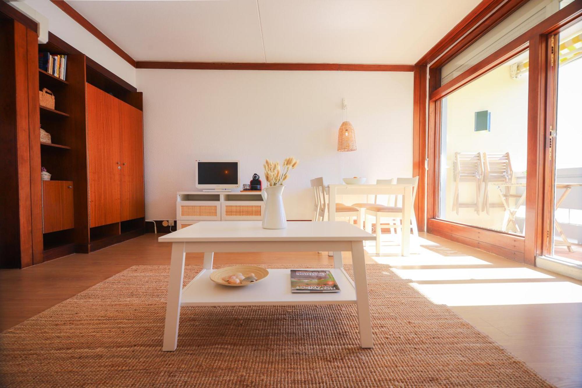 Sunny Apartment